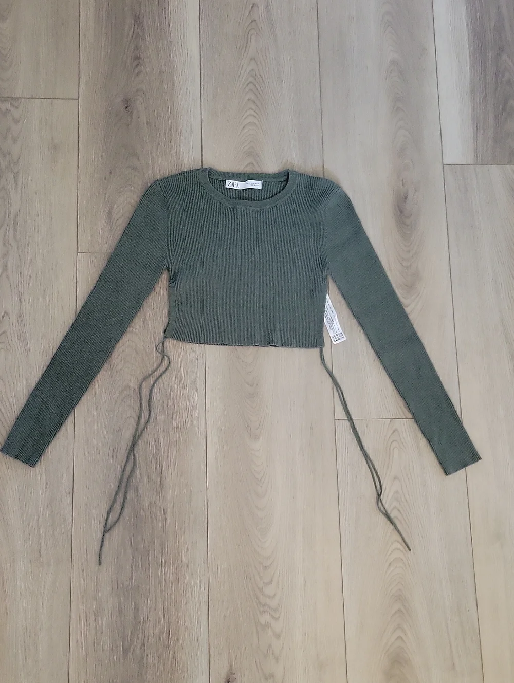 Zara Olive Green Ribbed Long-Sleeve Crop Top